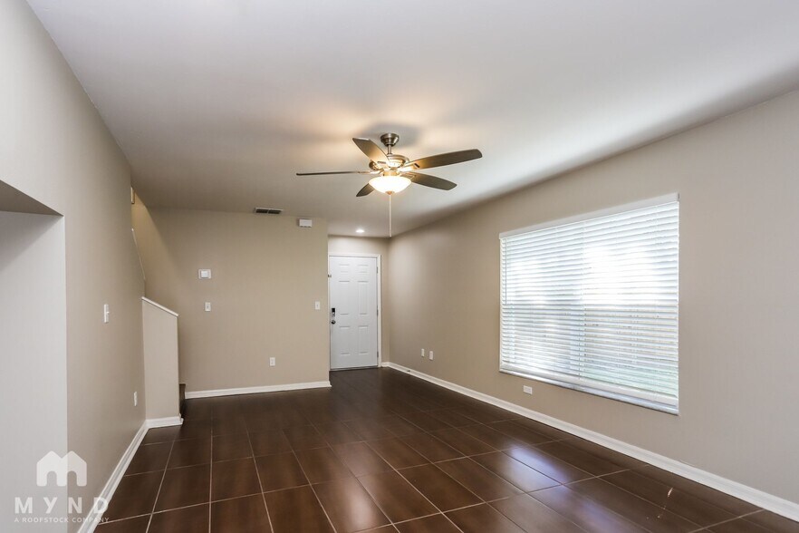 Building Photo - 6119 Sand Key Ln