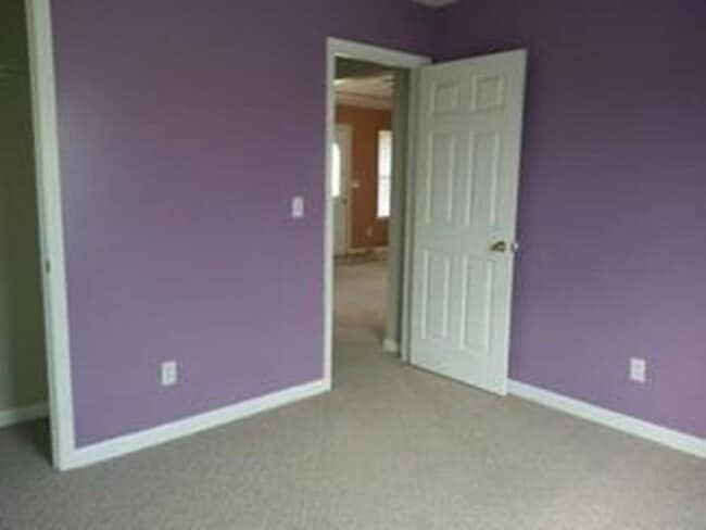 Building Photo - 107 Winchester Ct