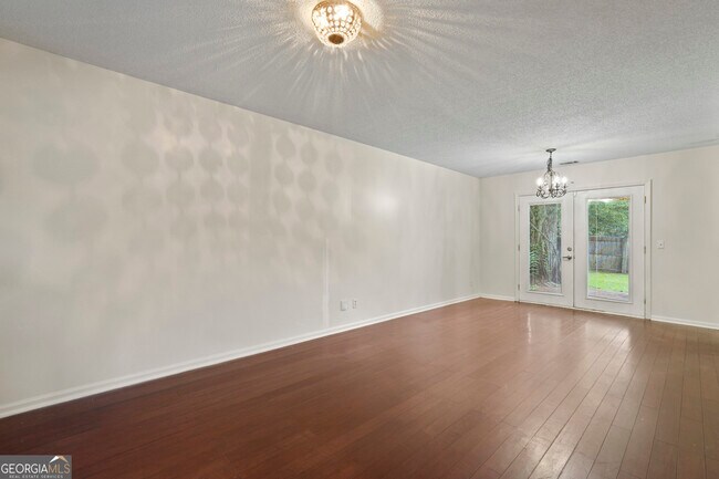 Building Photo - 156 Laurel Green Ct