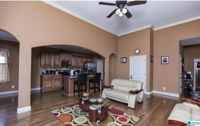 Building Photo - 1059 Kerry Dr