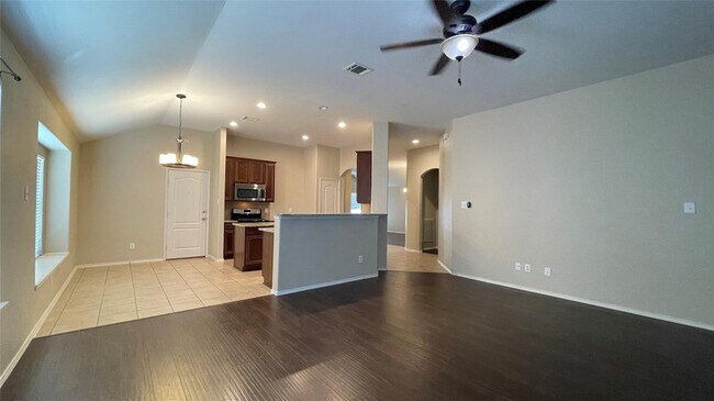 Building Photo - 8131 Tierra Del Sol Rd