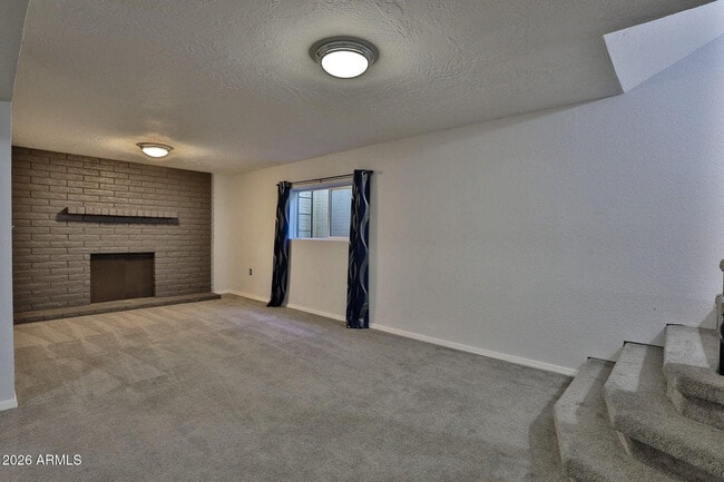 Building Photo - 1355 E McLellan Rd