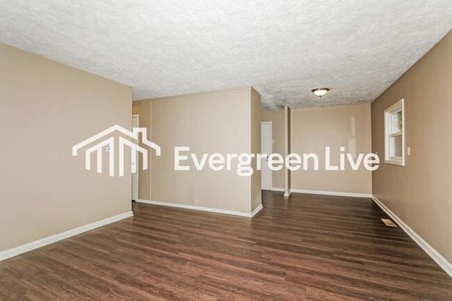 Building Photo - 3202 Donald Ave