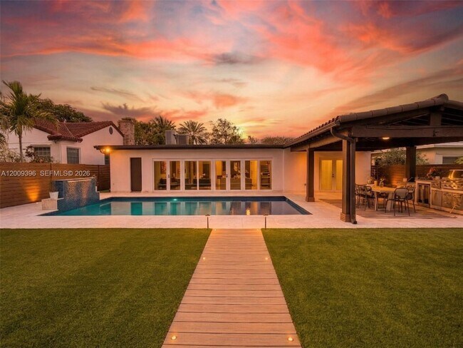 Building Photo - 1560 Cleveland Rd