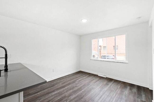 Building Photo - AVAILABLE JULY 1ST! Don't miss this RENOVATED 3-BEDROOM!!