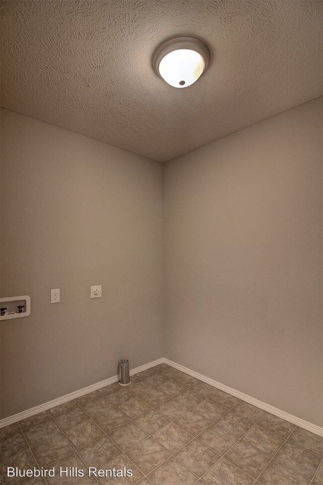 Building Photo - 3 br, 2 bath House - 862 E Purple Martin