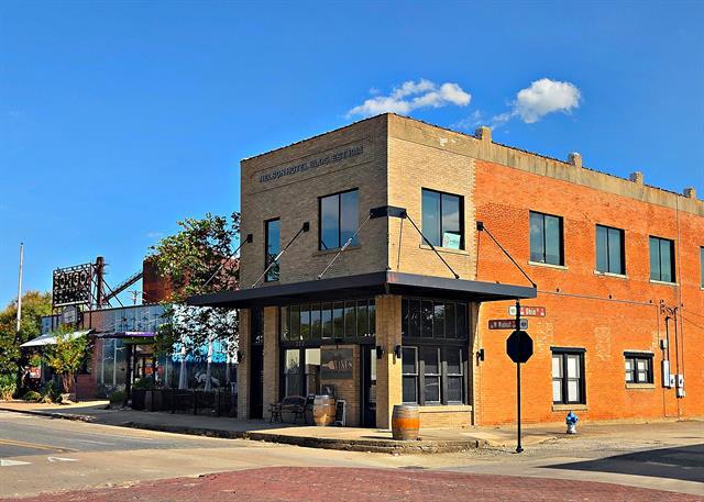 Building Photo - 509 S Arizona Dr
