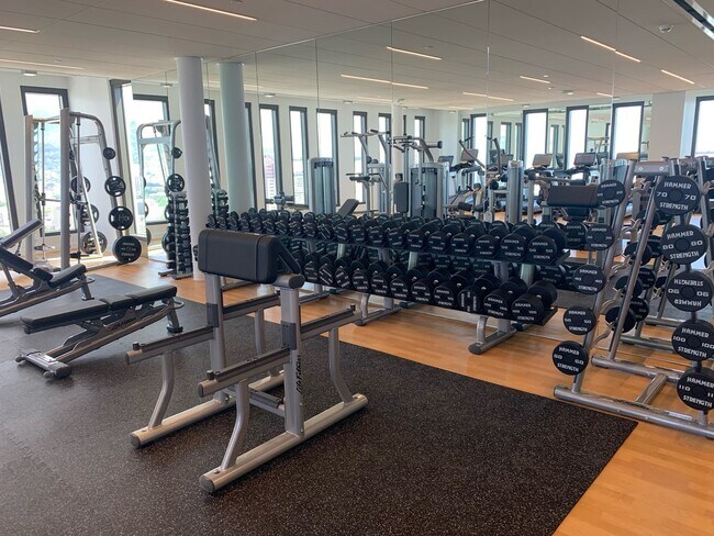 Building Photo - Immaculate studio at A'ali'i at Ward Village