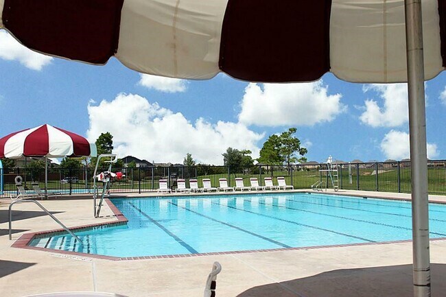 Building Photo - 2931 Oakdale Landing Ct