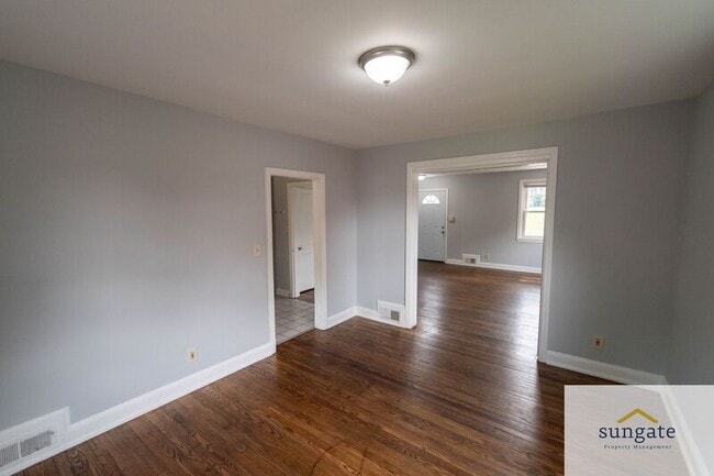 Building Photo - 831 N Chapel Gate Ln