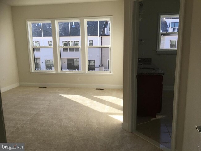 Building Photo - 22591 Amendola Terrace