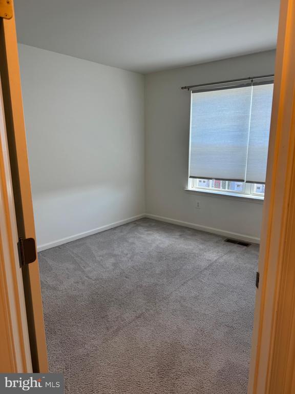 Building Photo - 9610 Eaves Dr