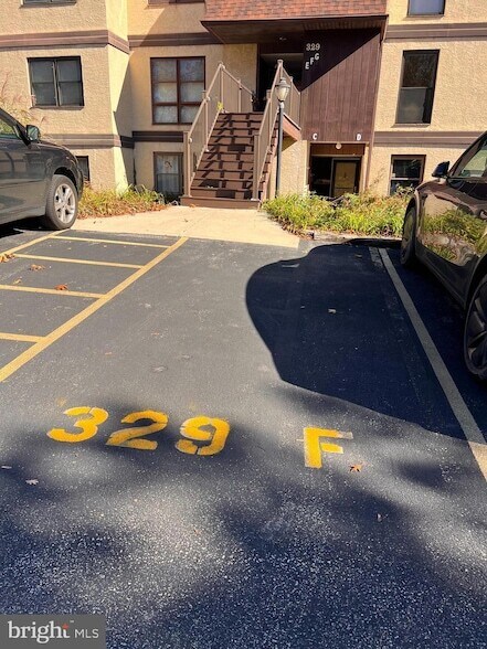 Building Photo - 329 Shawmont Ave