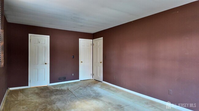 Building Photo - 221 Wyckoff Ave