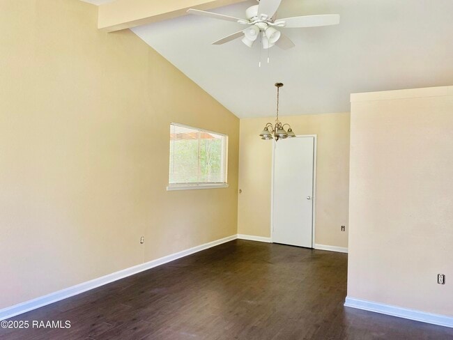 Building Photo - 912 Choctaw Dr