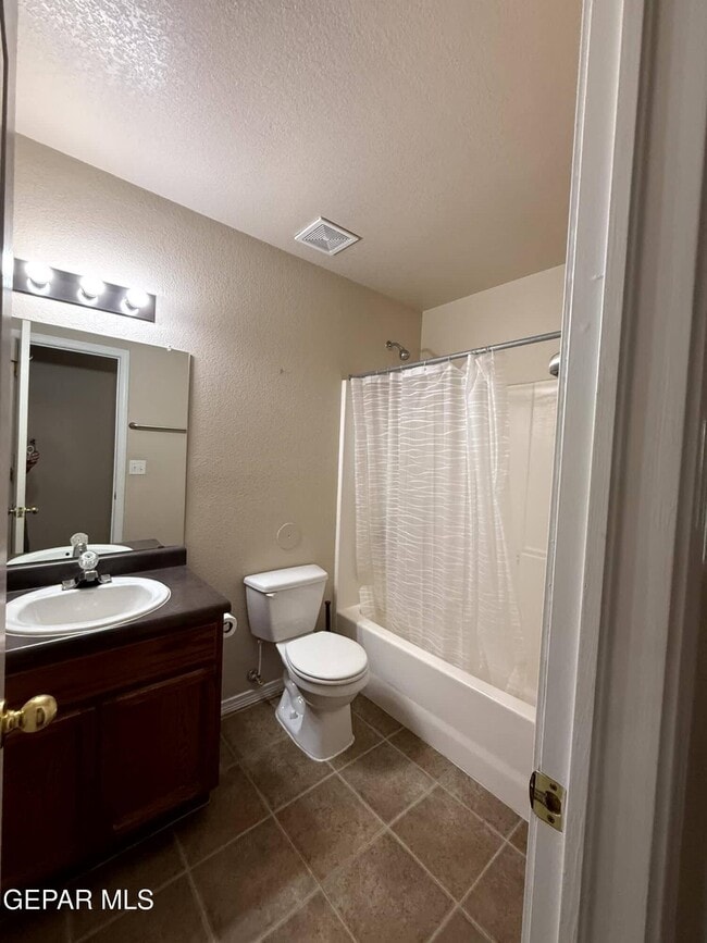 Building Photo - 14036 Volcanic Rock Dr