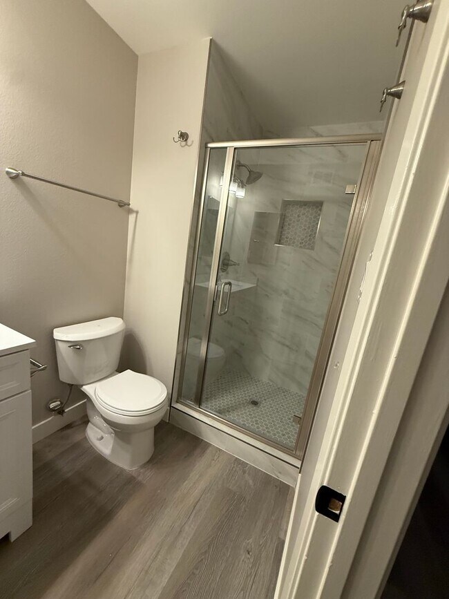 Building Photo - Remodeled 3 Bedroom Home Tempe