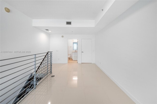 Building Photo - 60 SW 13th St