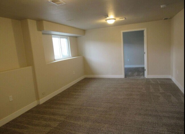 Building Photo - 3920 Robitaille Ct