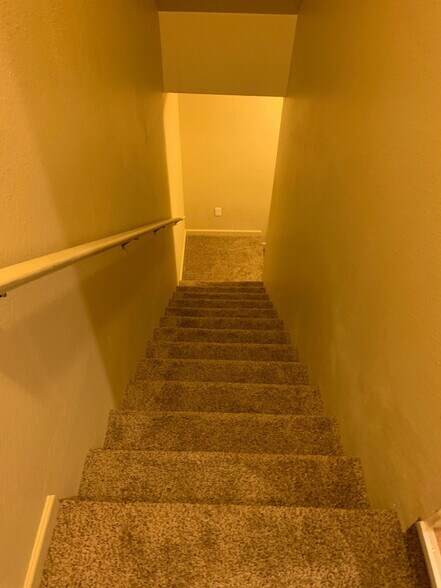 Building Photo - 3025 17th Ave W