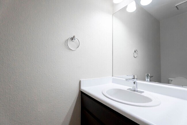 Building Photo - 8217 Diamond Star Ct