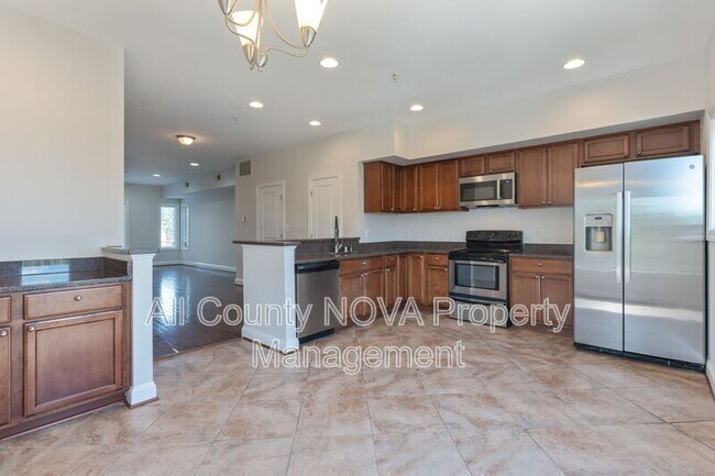 Building Photo - 1384 Talbert Ct SE