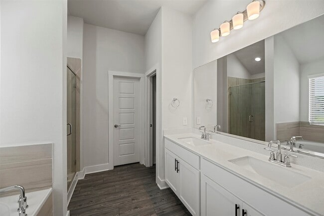 Building Photo - 10603 Whitejacket