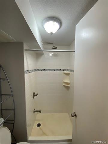 Building Photo - 1541 Dominis St