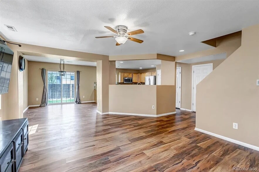 Building Photo - 7951 S Kittredge Way