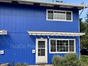 Building Photo - 536 SW Nebraska St