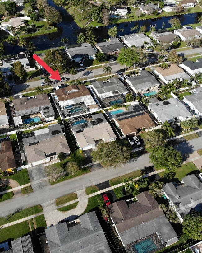 Building Photo - 9240 SW 54th St