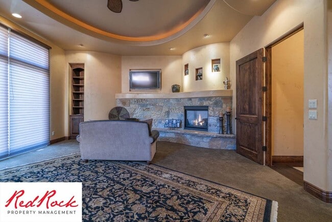 Building Photo - Incredible 4 Bedroom, 4 Bathroom FULLY FURNISHED Property in Entrada with a Private Pool!! 18 Mon...