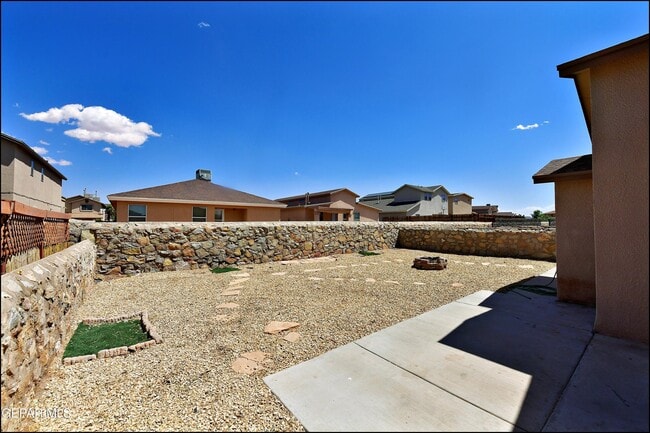 Building Photo - 11613 Ochre Bluff Ln