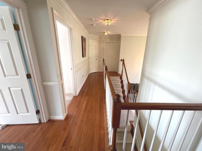 Building Photo - 513 Glenbrook Dr