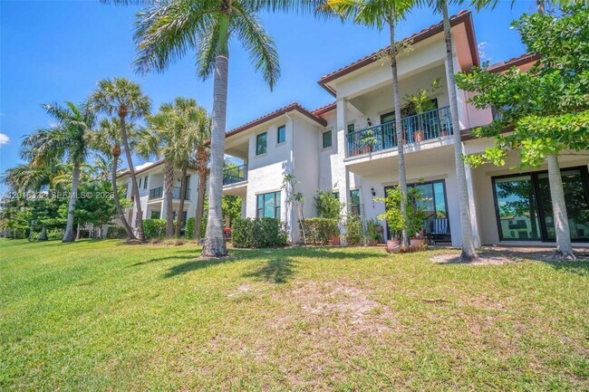 Building Photo - 11568 SW 13th Ln