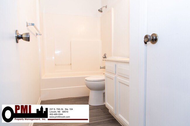 Building Photo - 2929 N 49th St