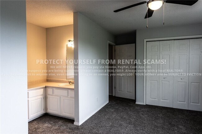 Building Photo - 2554 W Houston St