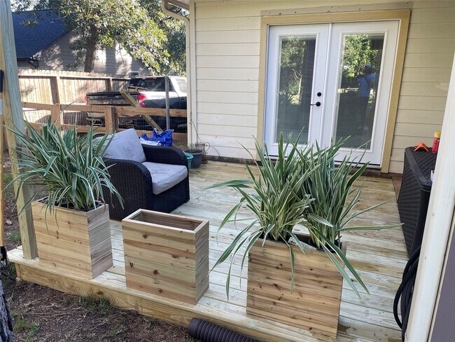 Building Photo - 22710 Coriander Dr