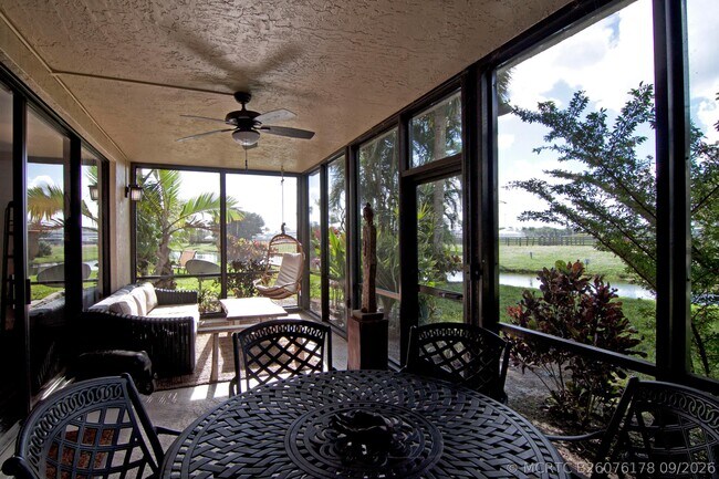 Building Photo - 2735 Polo Island Dr