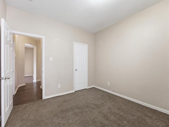 Building Photo - 464 Bass Rd