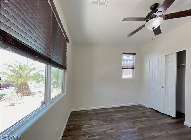 Building Photo - 1000 Aspen Cliff Dr