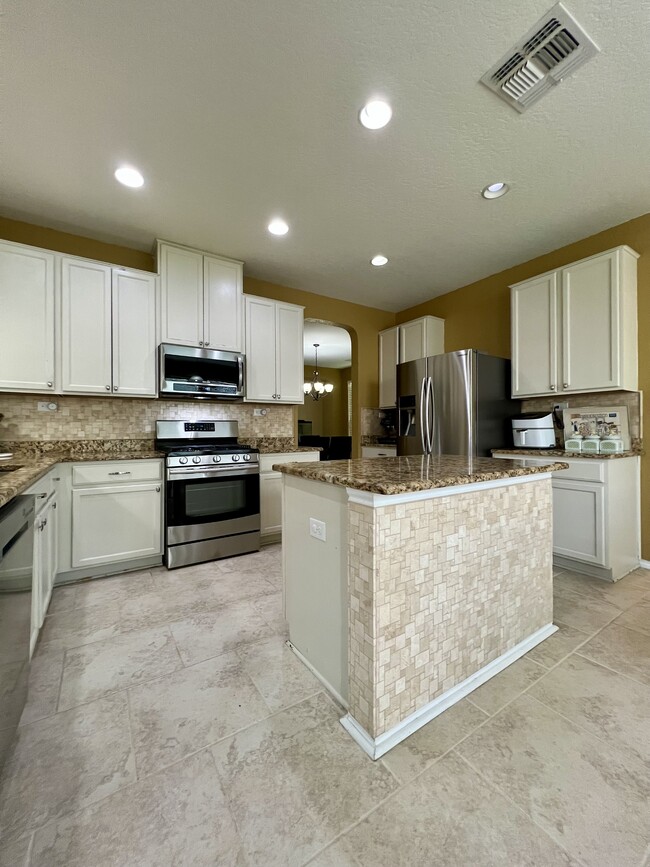Building Photo - 7623 Eagle Park Dr