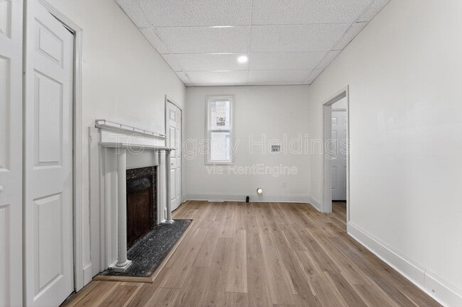 Building Photo - 281 View Ave