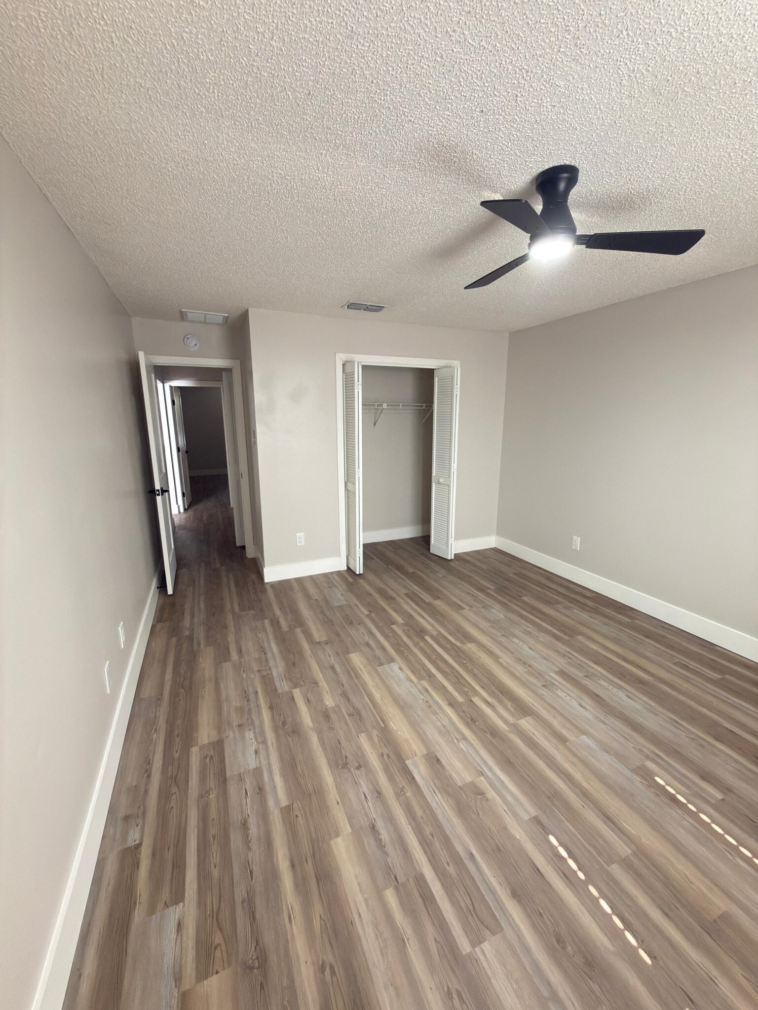 Building Photo - 9132 Remington Dr