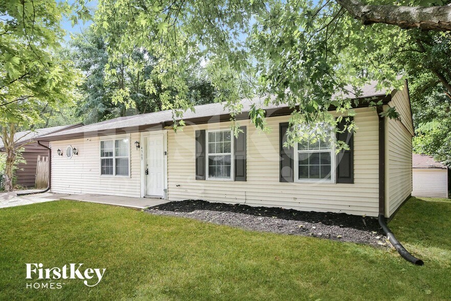 Building Photo - 4509 Phoenix Dr