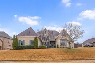 Building Photo - 10227 Matwood Oak Dr