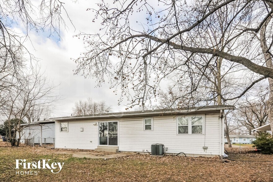 Building Photo - 2064 Aristocrat Dr