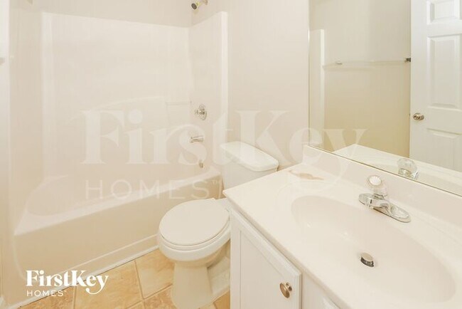 Building Photo - 5440 Crestwick Wy