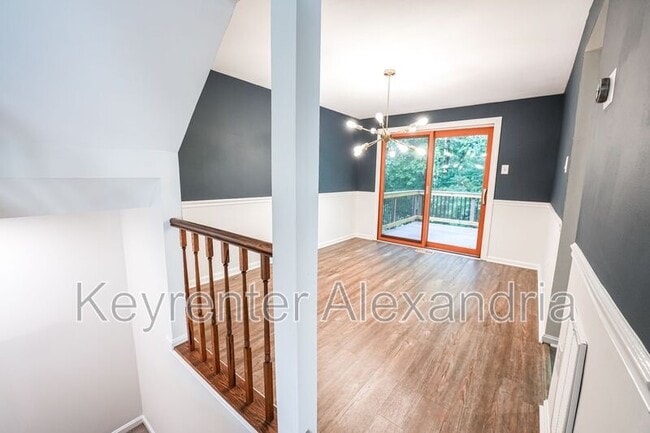 Building Photo - 6626 Birchleigh Way