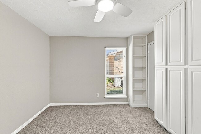 Building Photo - 15706 Cavendish Dr